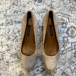 Margaux The Heel size 37 tan block heel round toe nude tan color some wear